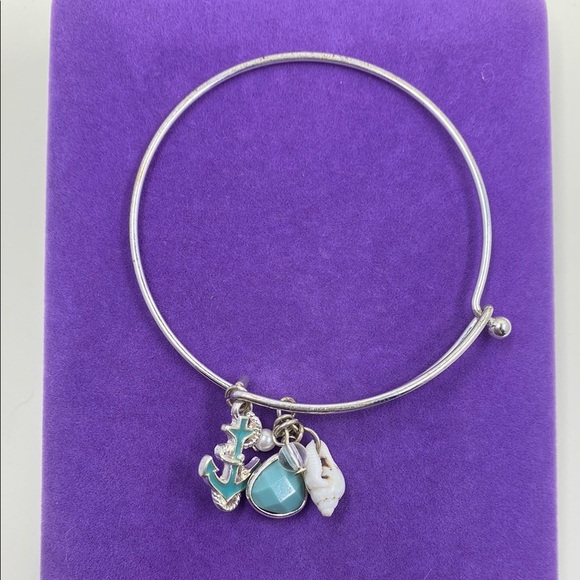 💛 Classic Silver Nautical Charm Bracelet with Blue Accents - Picture 1 of 4